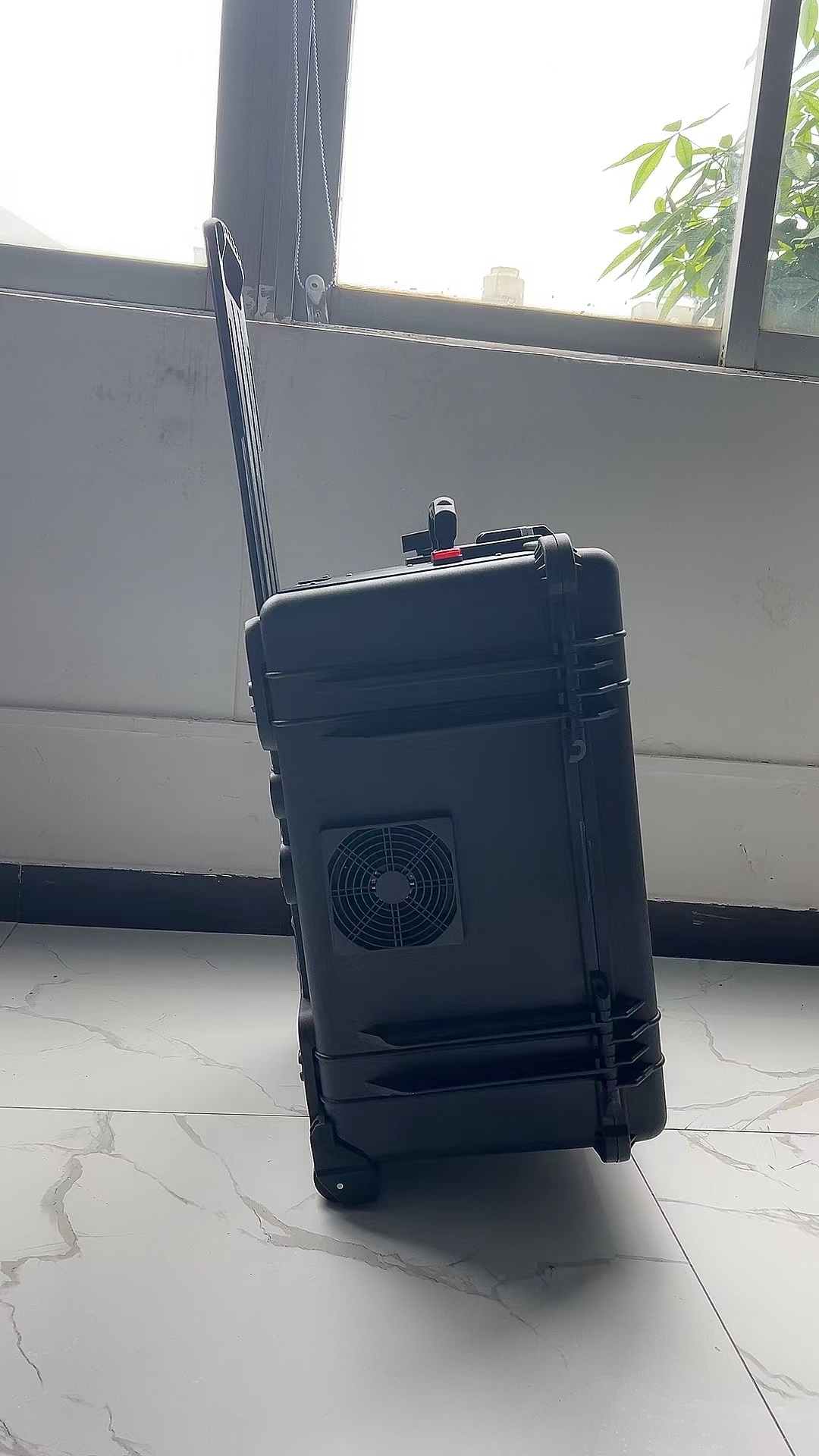 莘县手拉箱型移动通信干扰器